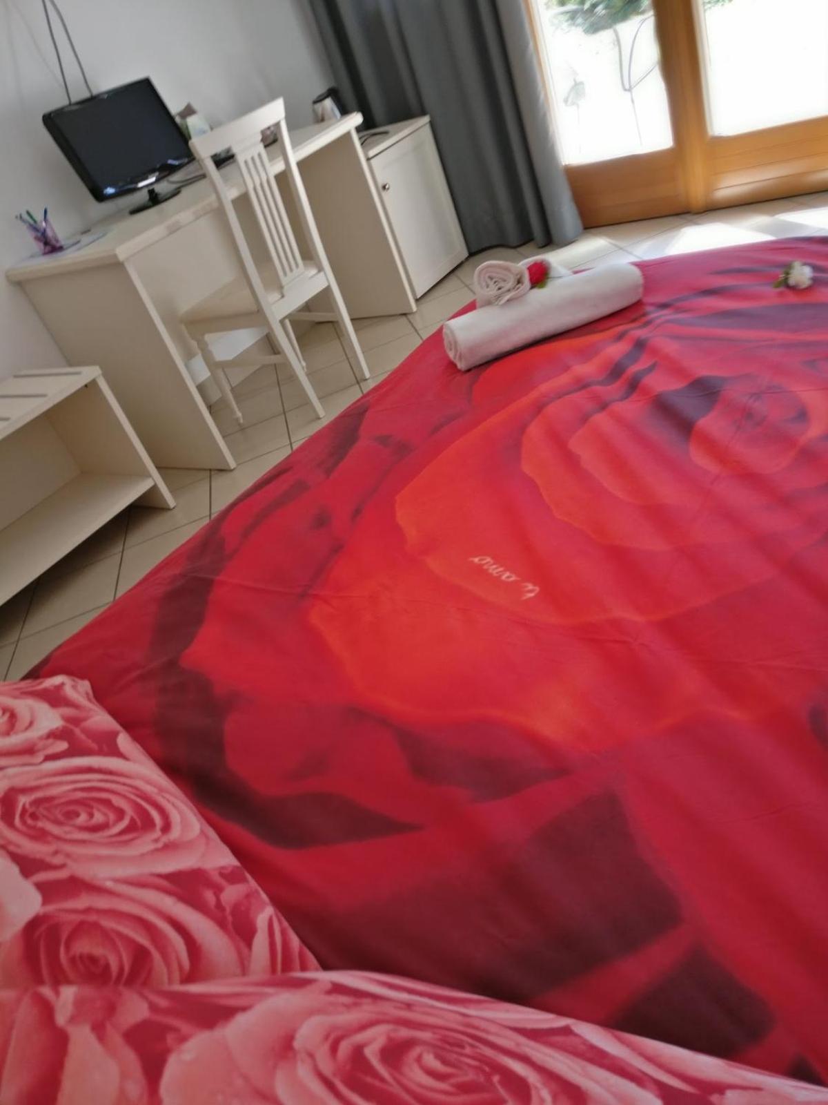Agriturismo Nonna Bettina Moniga del Garda Δωμάτιο φωτογραφία